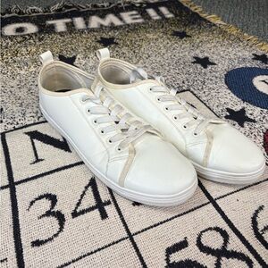 White Tennis Shoes US Men’s Size 10